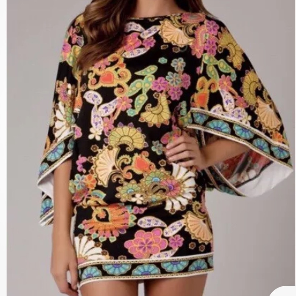 Trina Turk ‘Nandini’ Tunic Swim Coverup